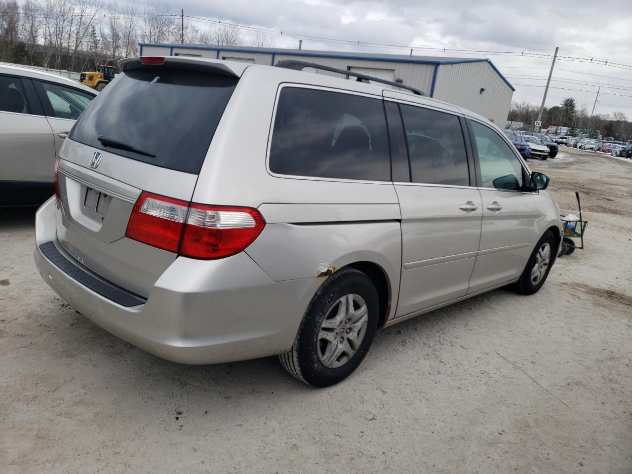 2007 Honda Odyssey VIN 5FNRL38757B138579 Copart auction photo, rear end / front end damage thumbnail 3