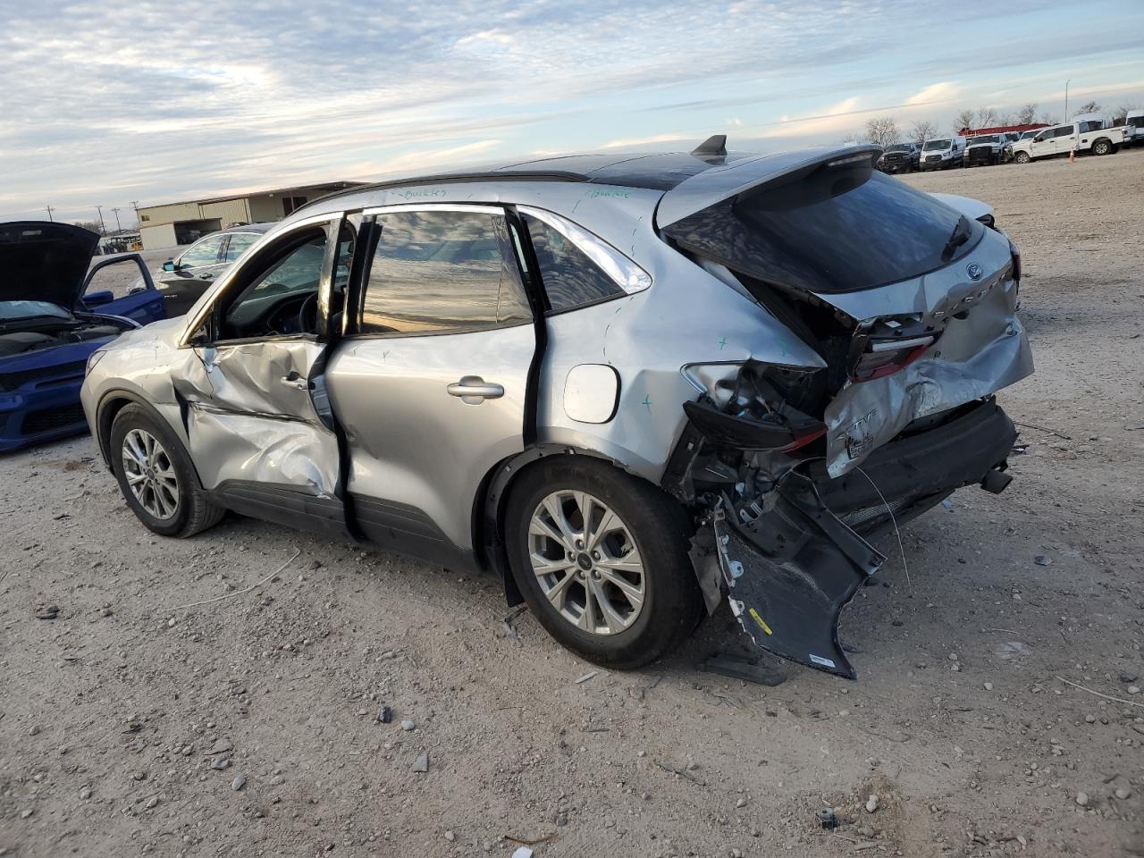 2023 Ford Escape VIN 1FMCU0GN0PUA94334 Copart auction photo, rear end / side damage thumbnail 2