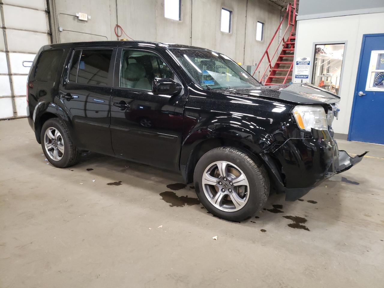 2015 Honda Pilot VIN 5FNYF4H37FB063419 Copart auction photo, front end damage thumbnail 4