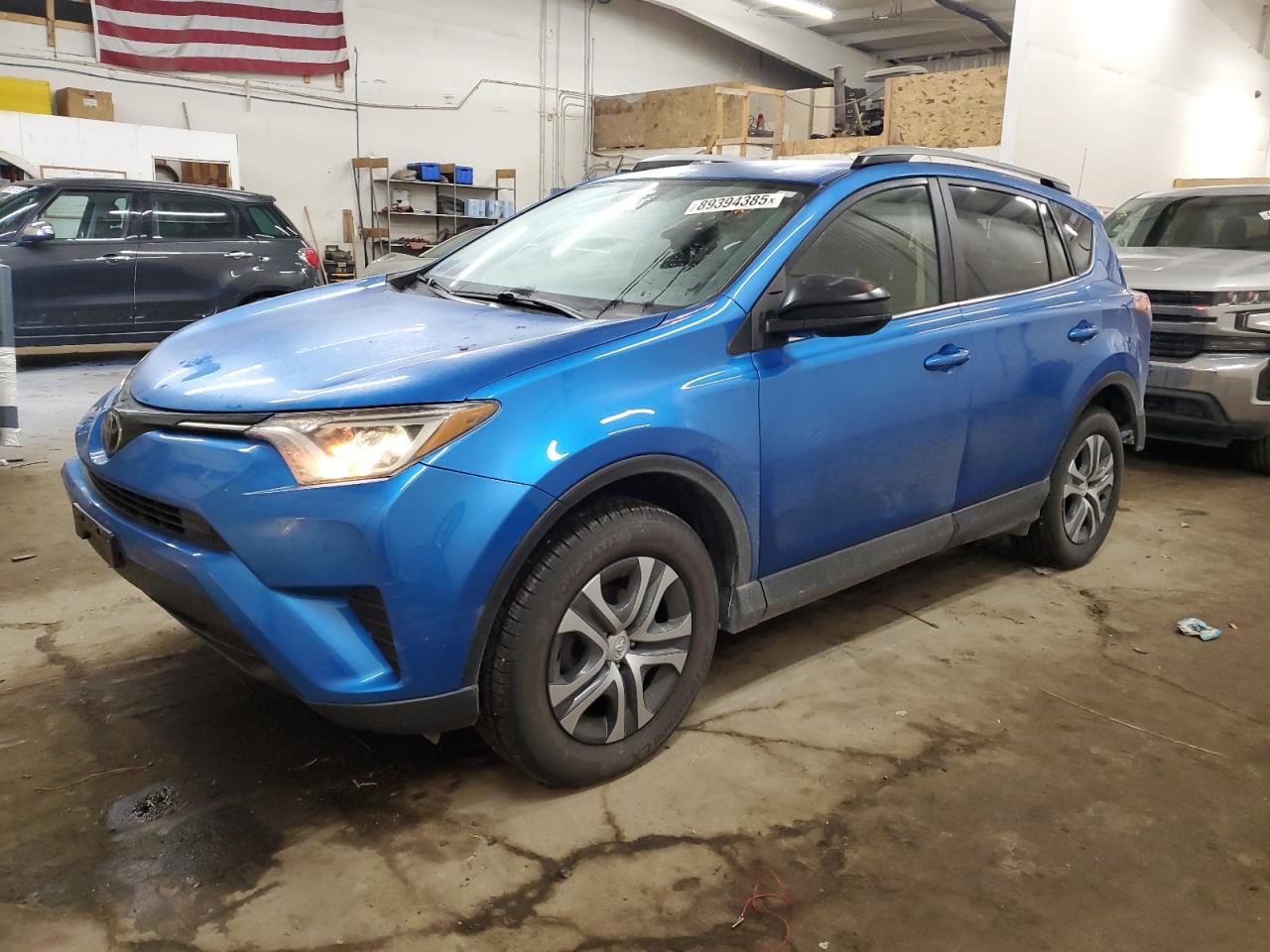 2017 Toyota RAV 4 VIN JTMBFREV7HJ148409