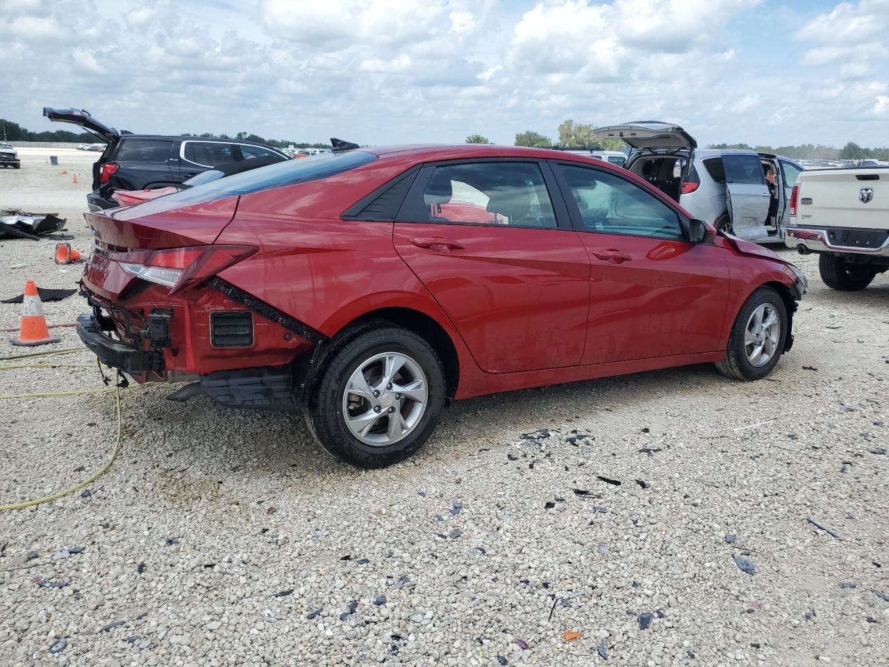 2021 Hyundai Elantra VIN KMHLL4AG5MU072846 Copart auction photo, all over damage thumbnail 3