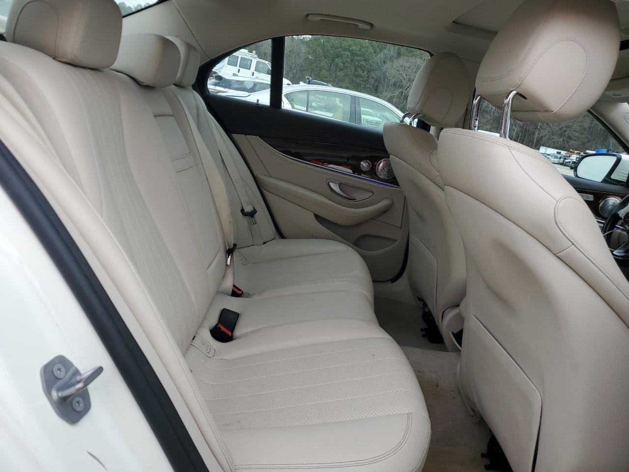 2017 Mercedes-Benz E-klasse VIN WDDZF4JB3HA236098 Copart auction photo, front end / minor dent/scratches damage thumbnail 11