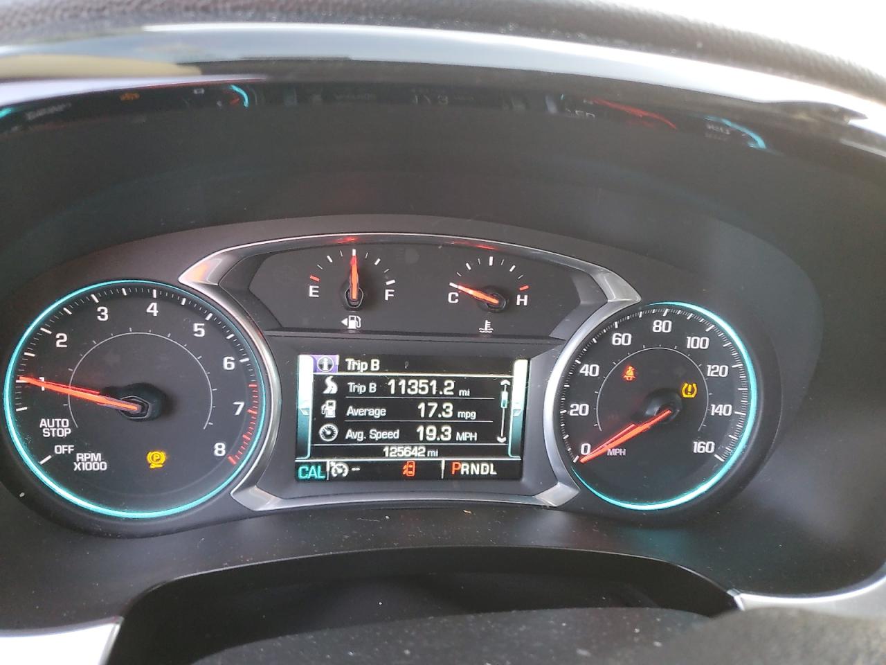 2018 Chevrolet Traverse VIN 1GNEVGKWXJJ196615 Copart auction photo, rear end / minor dent/scratches damage thumbnail 9