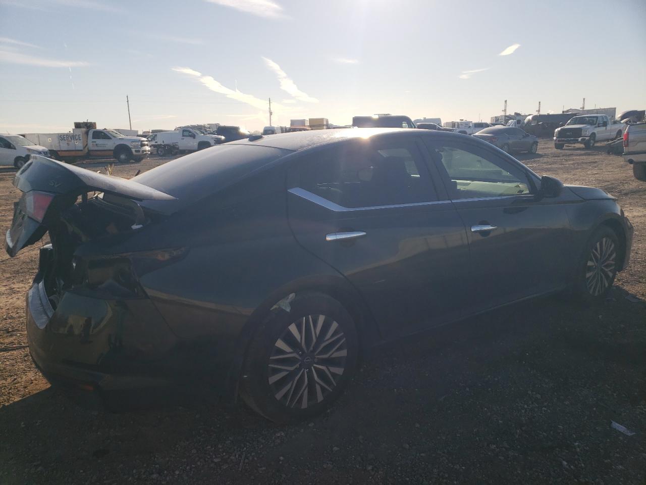 2024 Nissan Altima VIN 1N4BL4DV4RN380737 Copart auction photo, rear end / minor dent/scratches damage thumbnail 3