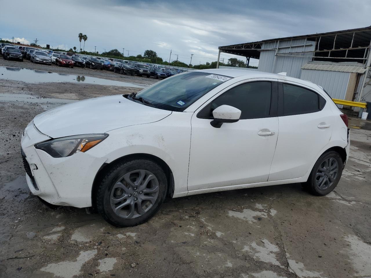 2020 Toyota Yaris VIN 3MYDLBJV4LY700470