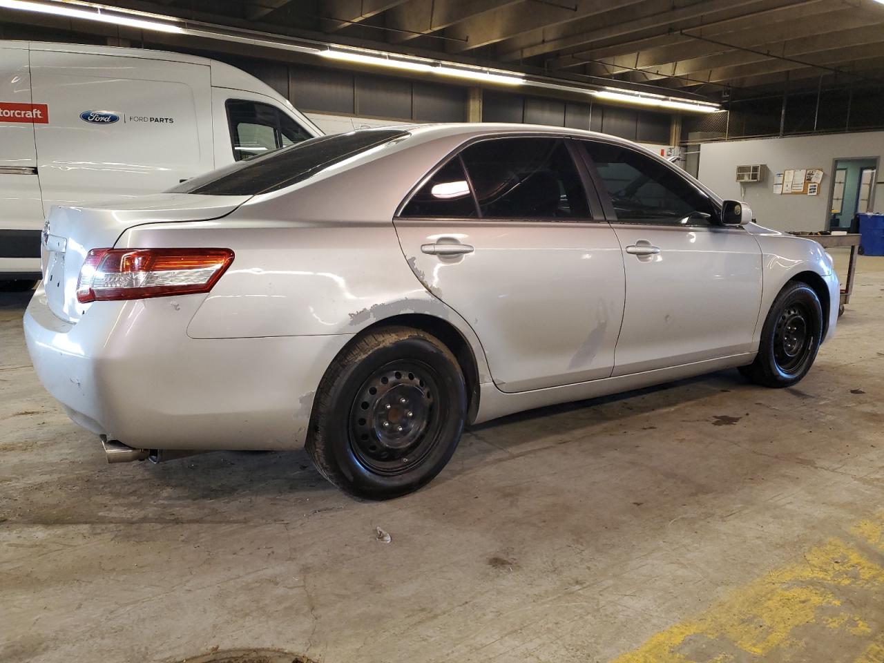 2010 Toyota Camry VIN 4T4BF3EK7AR068732 Copart auction photo, front end / normal wear damage thumbnail 3