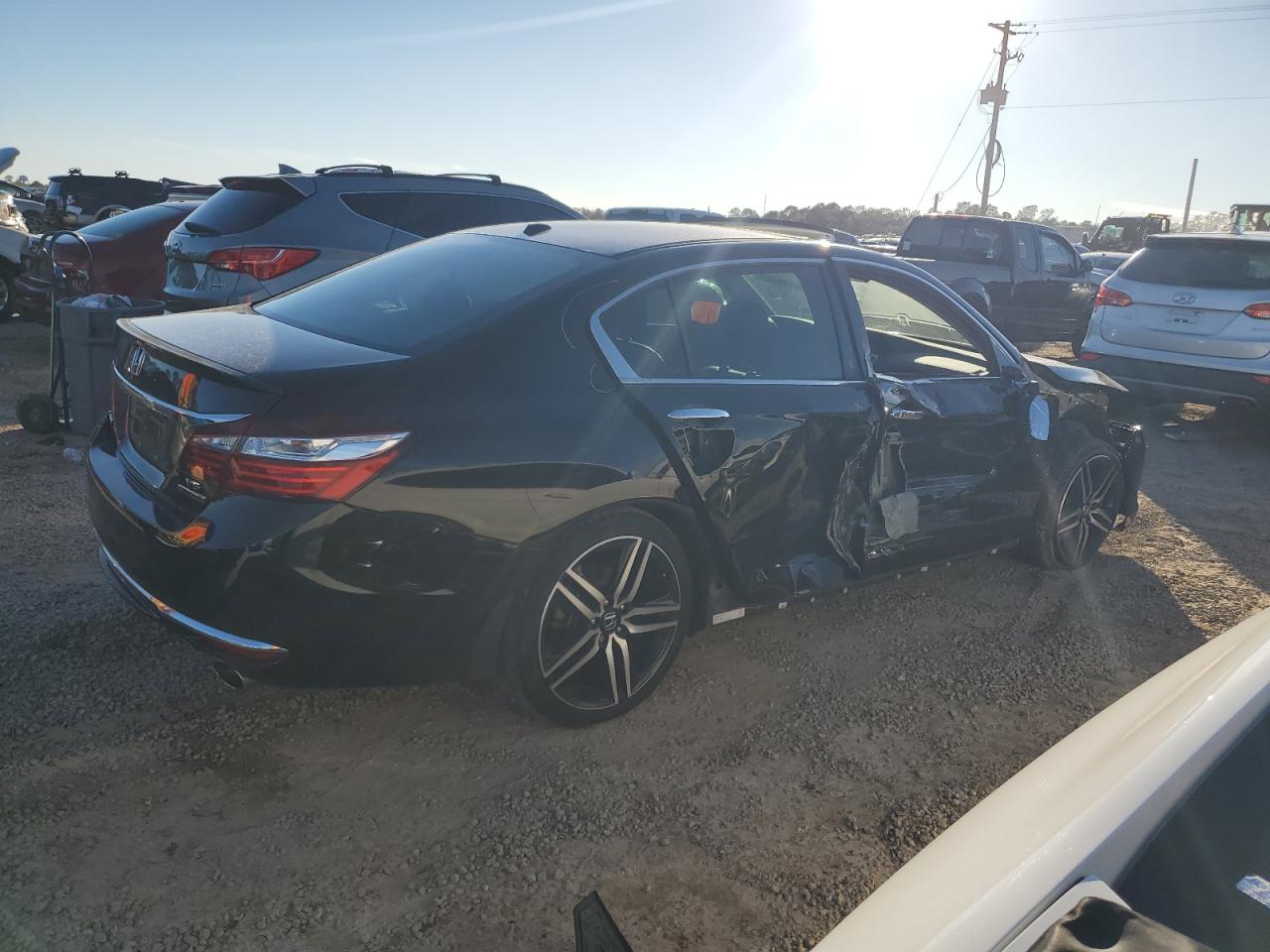 2017 Honda Accord VIN 1HGCR3F92HA036709 Copart auction photo, all over damage thumbnail 4