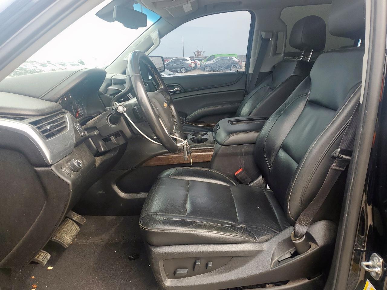 2019 Chevrolet Tahoe VIN 1GNSCBKCXKR185912 Copart auction photo, front end damage thumbnail 7