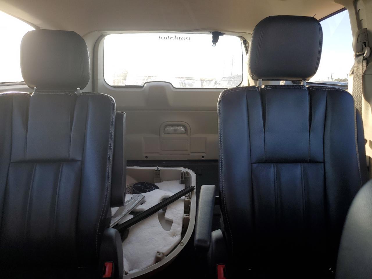 2015 Chrysler Town & Country VIN 2C4RC1BG2FR551981 Copart auction photo, all over damage thumbnail 10