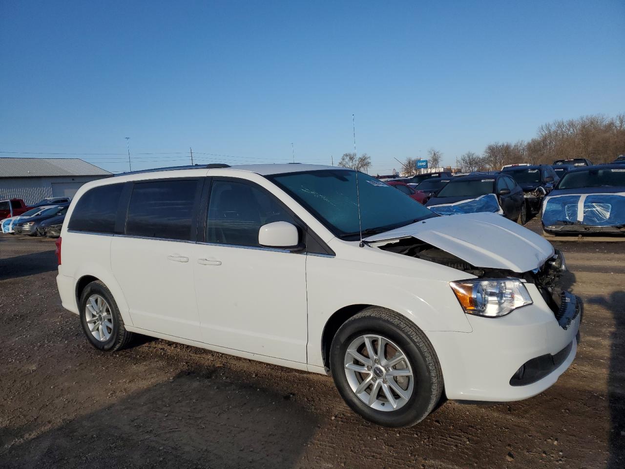 2019 Dodge Caravan VIN 2C4RDGCG1KR691979 Copart auction photo, front end damage thumbnail 4
