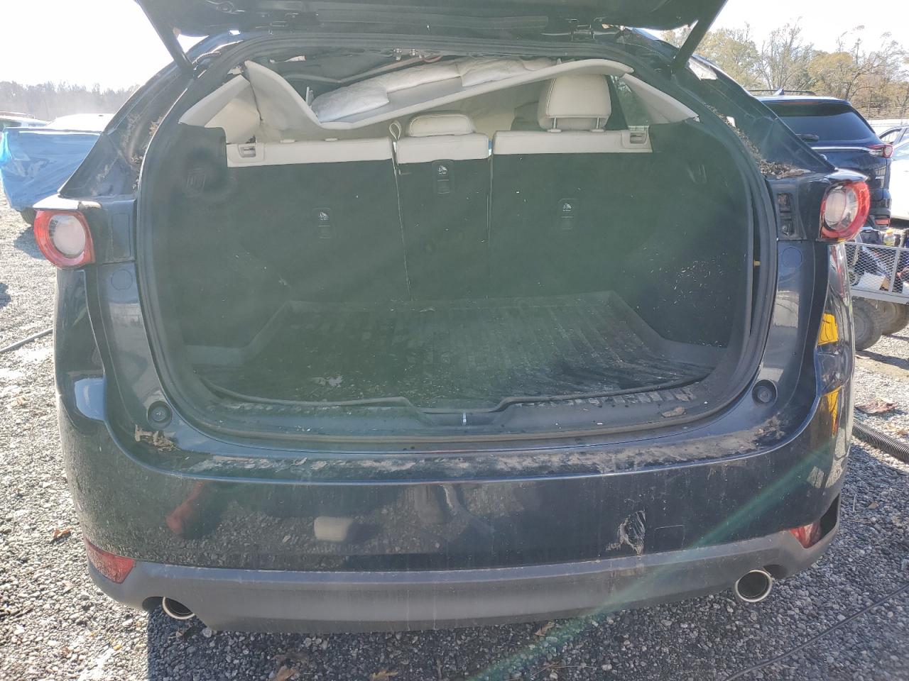 2020 Mazda CX-5 VIN JM3KFADMXL1842733 Copart auction photo, all over damage thumbnail 6