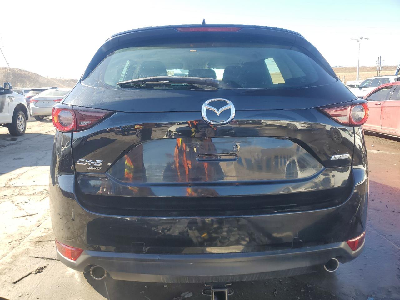 2018 Mazda CX-5 VIN JM3KFBBM8J0333056 Copart auction photo, front end / side damage thumbnail 6