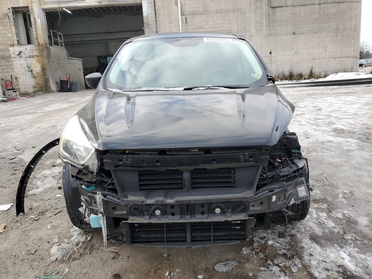 2017 Ford Escape VIN 1FMCU0F72HUA75918 Copart auction photo, front end damage thumbnail 5