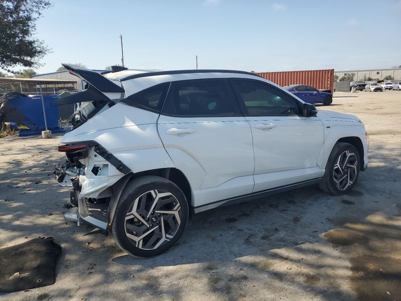 2024 Hyundai Kona VIN KM8HACA37RU083678 Copart auction photo, rear end / side damage thumbnail 3