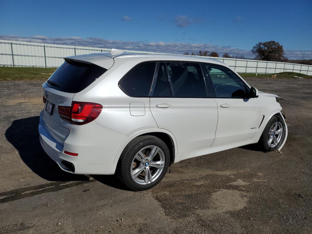 2014 BMW X5 VIN 5UXKR0C57E0K50833 Copart auction photo, front end damage thumbnail 3