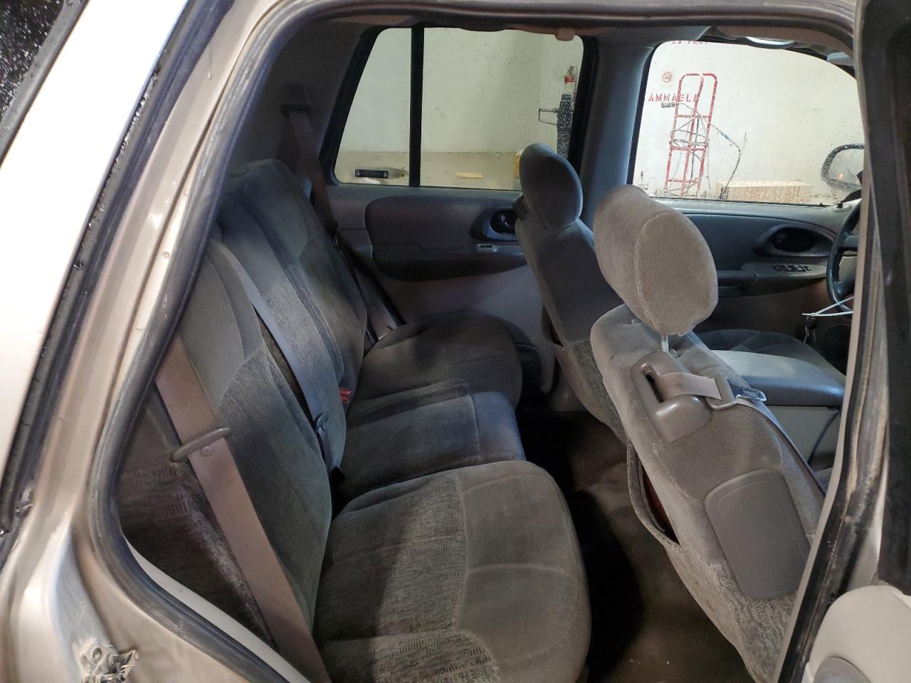 2002 Chevrolet TrailBlazer VIN 1GNDT13S122164139 Copart auction photo, front end / side damage thumbnail 11