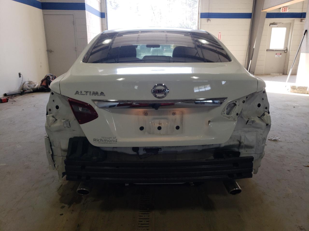 2018 Nissan Altima VIN 1N4AL3AP8JC477435 Copart auction photo, rear end damage thumbnail 6