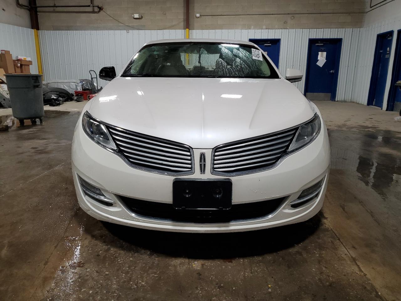 2013 Lincoln MKZ VIN 3LN6L2GK6DR822565 Copart auction photo, top/roof damage thumbnail 5