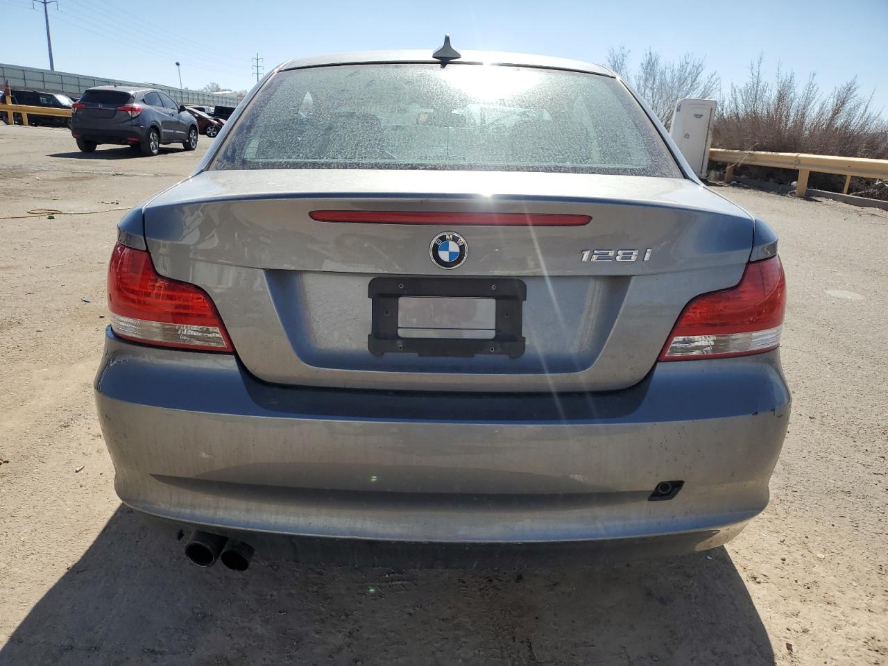 2011 BMW 1er VIN WBAUP7C58BVK78953 Copart auction photo, front end / side damage thumbnail 6
