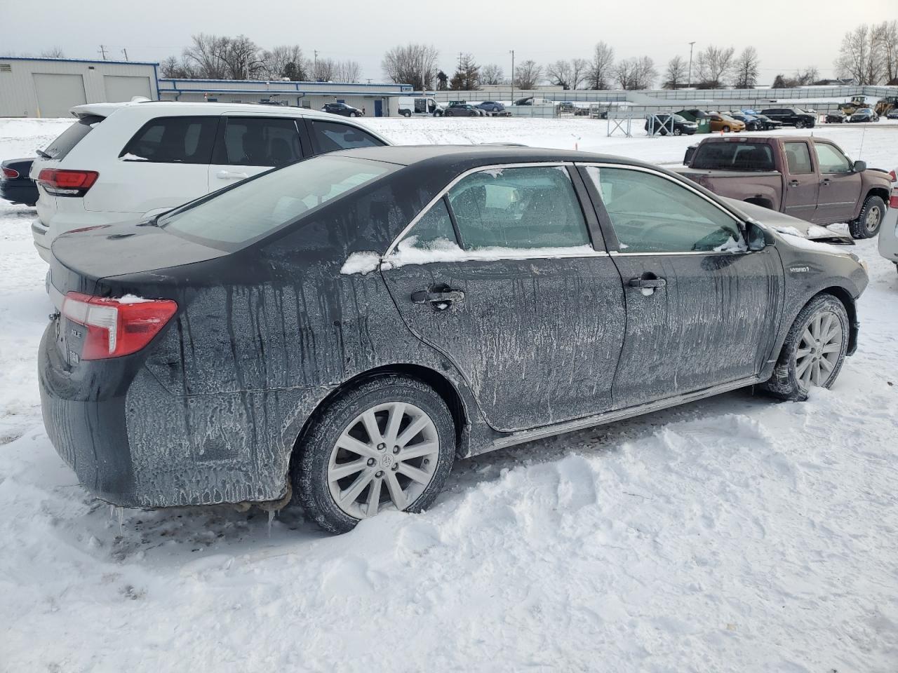 2013 Toyota Camry VIN 4T1BD1FK3DU063907 Copart auction photo, front end damage thumbnail 3