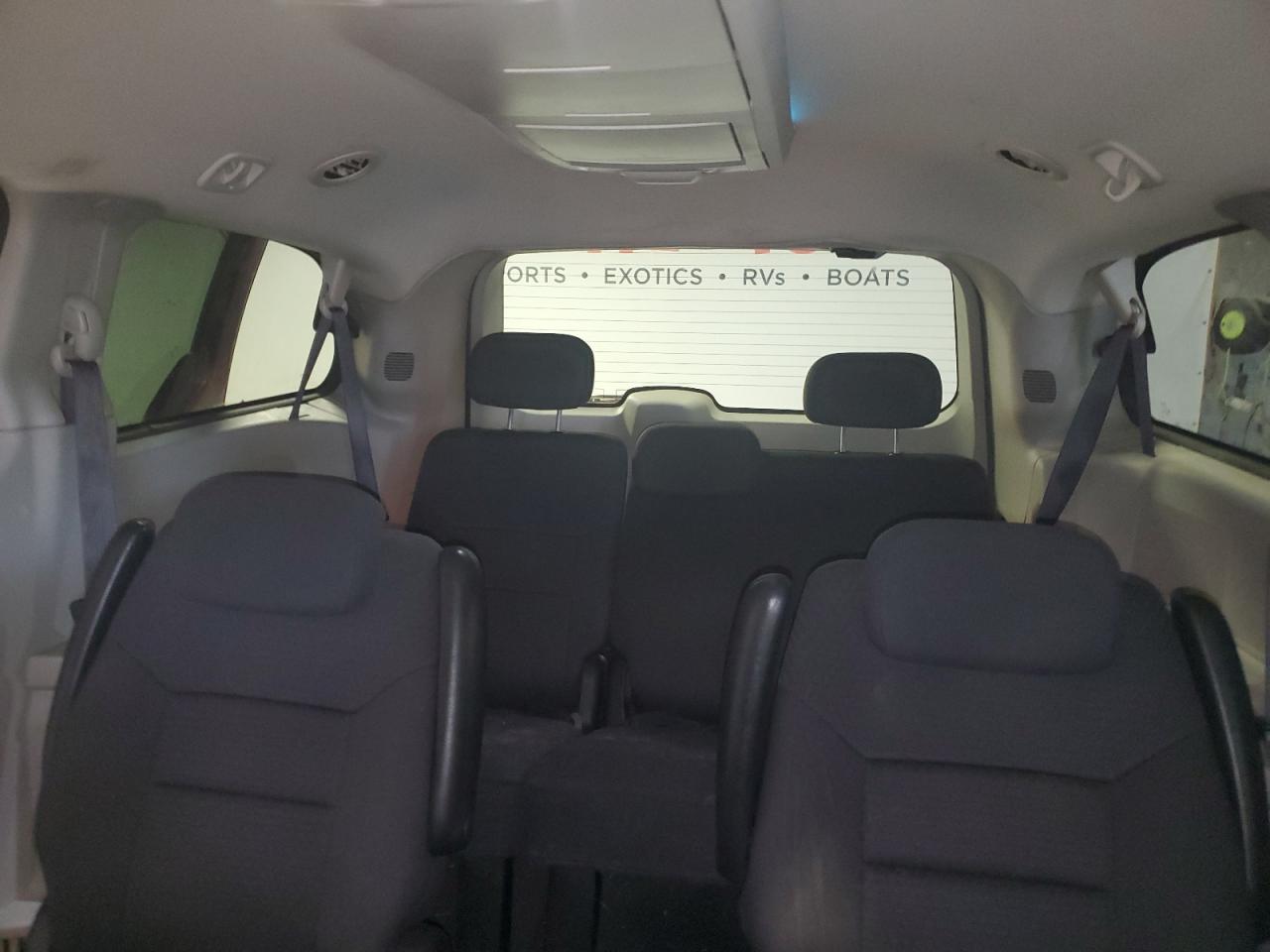 2010 Dodge Caravan VIN 2D4RN5D10AR246954 Copart auction photo, mechanical / minor dent/scratches damage thumbnail 10