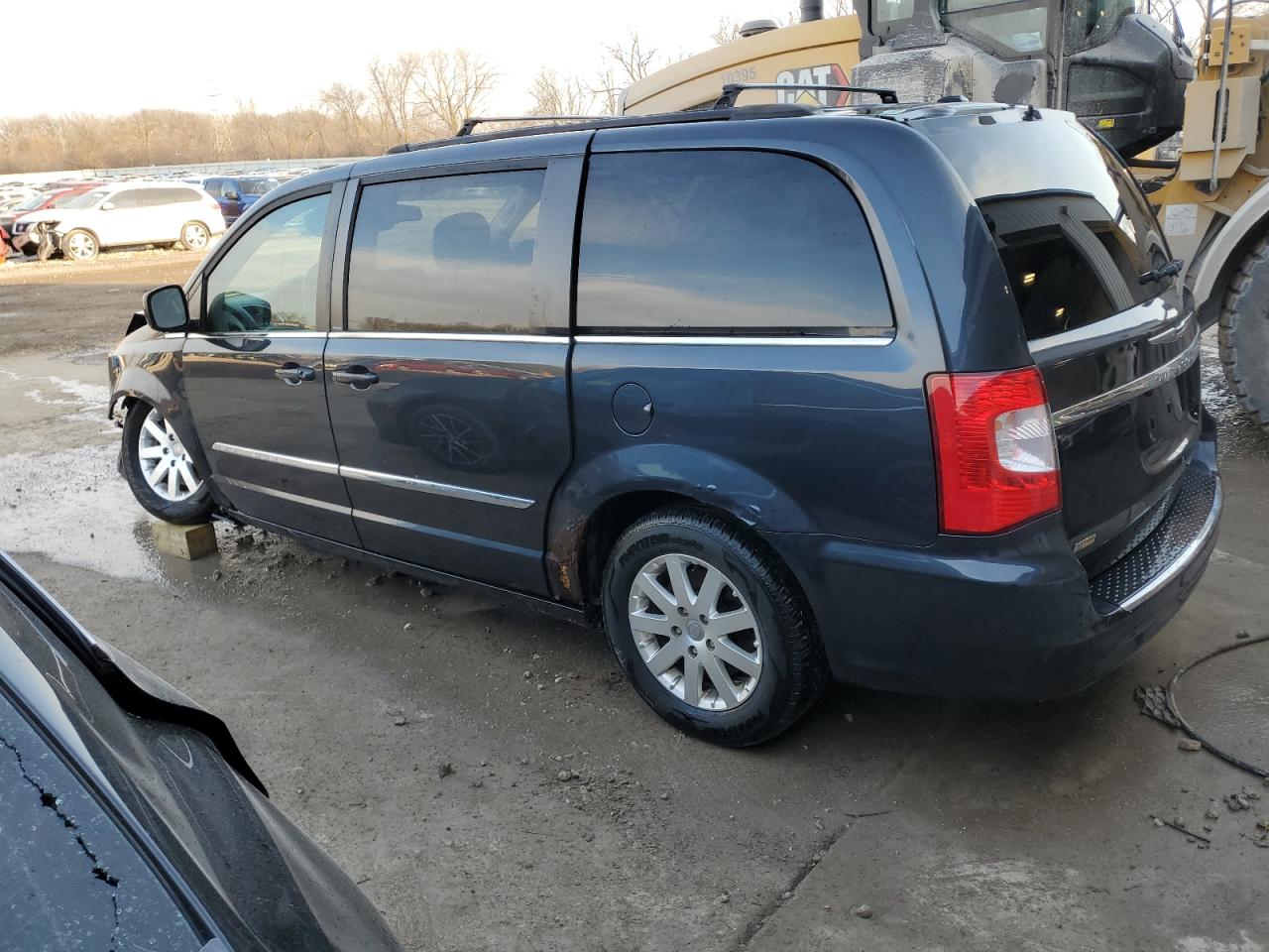 2013 Chrysler Town & Country VIN 2C4RC1BG3DR689235 Copart auction photo, front end damage thumbnail 2