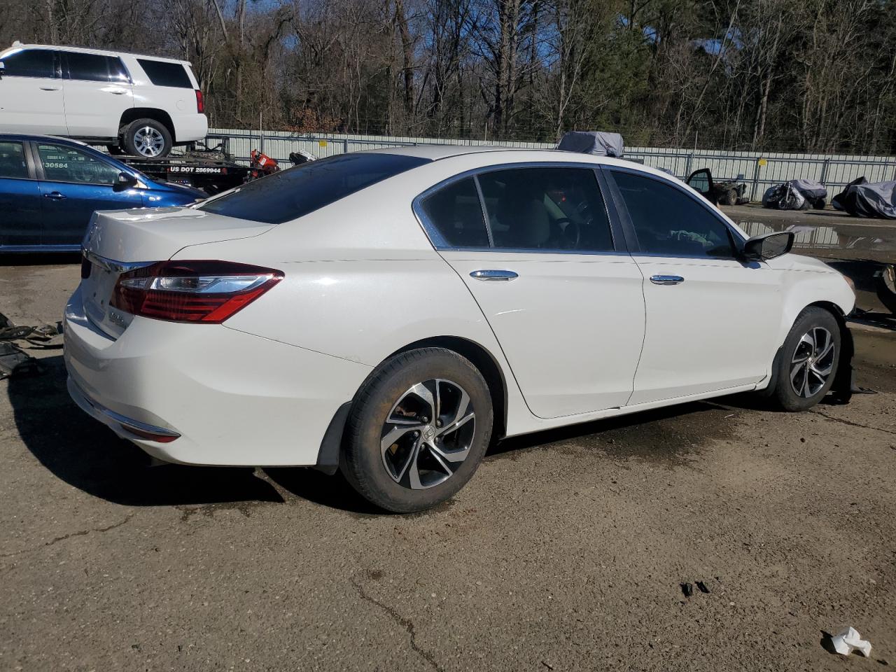 2017 Honda Accord VIN 1HGCR2F31HA148245 Copart auction photo, front end damage thumbnail 3