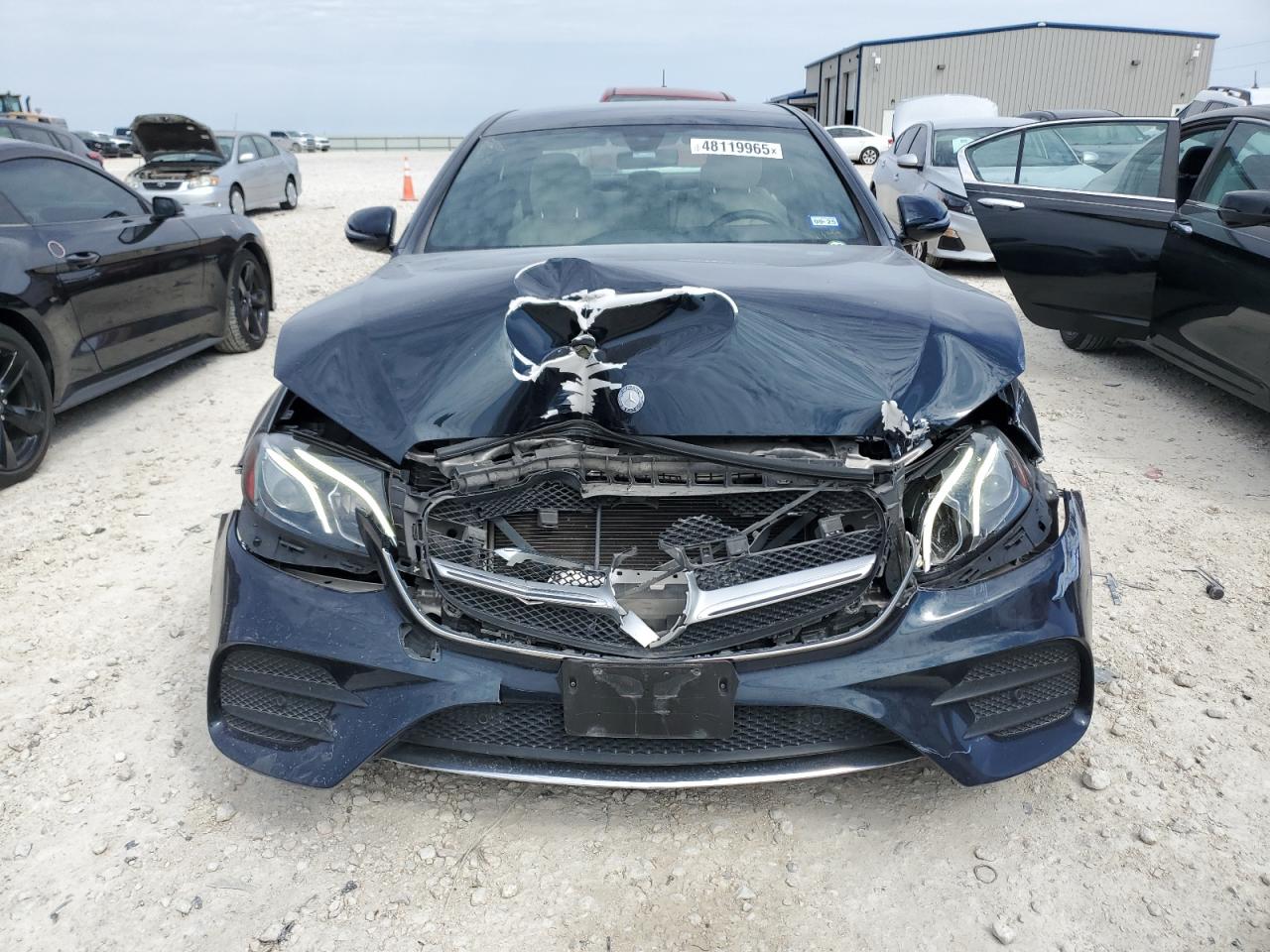 2017 Mercedes-Benz E-klasse VIN WDDZF4JB7HA117325 Copart auction photo, front end damage thumbnail 5