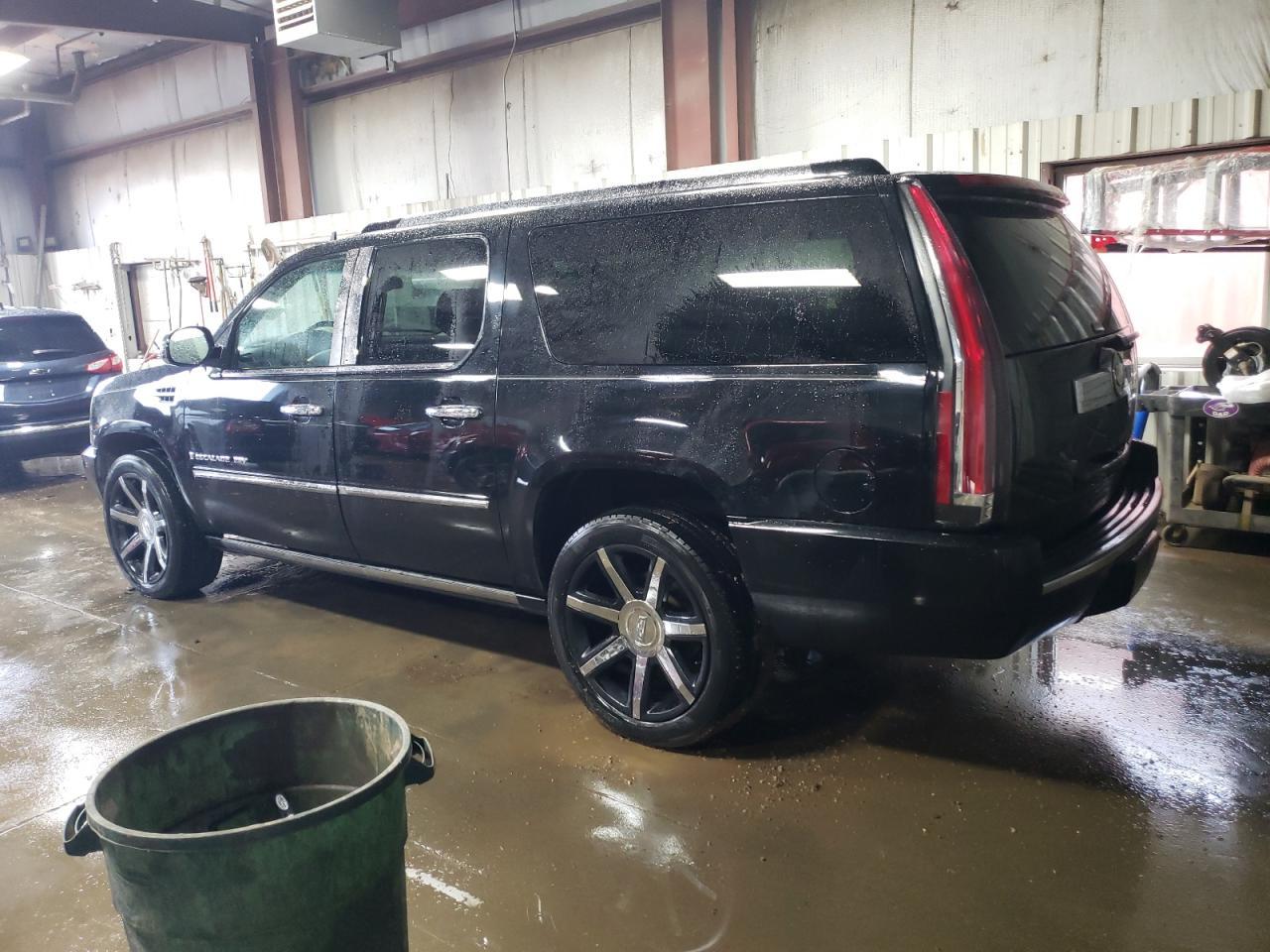 2008 Cadillac Escalade VIN 1GYFK66818R112814 Copart auction photo, hail damage thumbnail 2