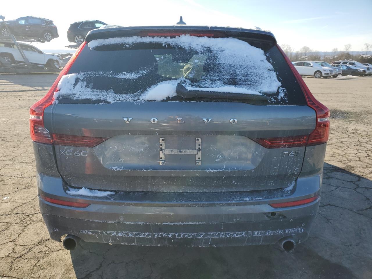 2018 Volvo XC60 VIN YV4A22RKXJ1042327 Copart auction photo, front end / side damage thumbnail 6