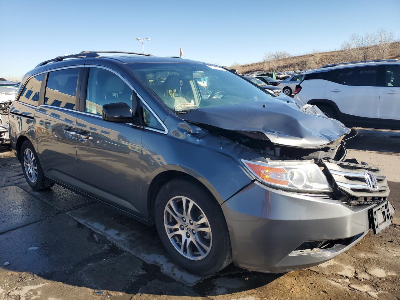 2012 Honda Odyssey VIN 5FNRL5H60CB096741 Copart auction photo, front end / side damage thumbnail 4