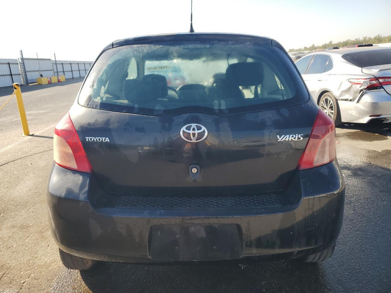 2008 Toyota Yaris VIN JTDJT923385173971 Copart auction photo, front end damage thumbnail 6