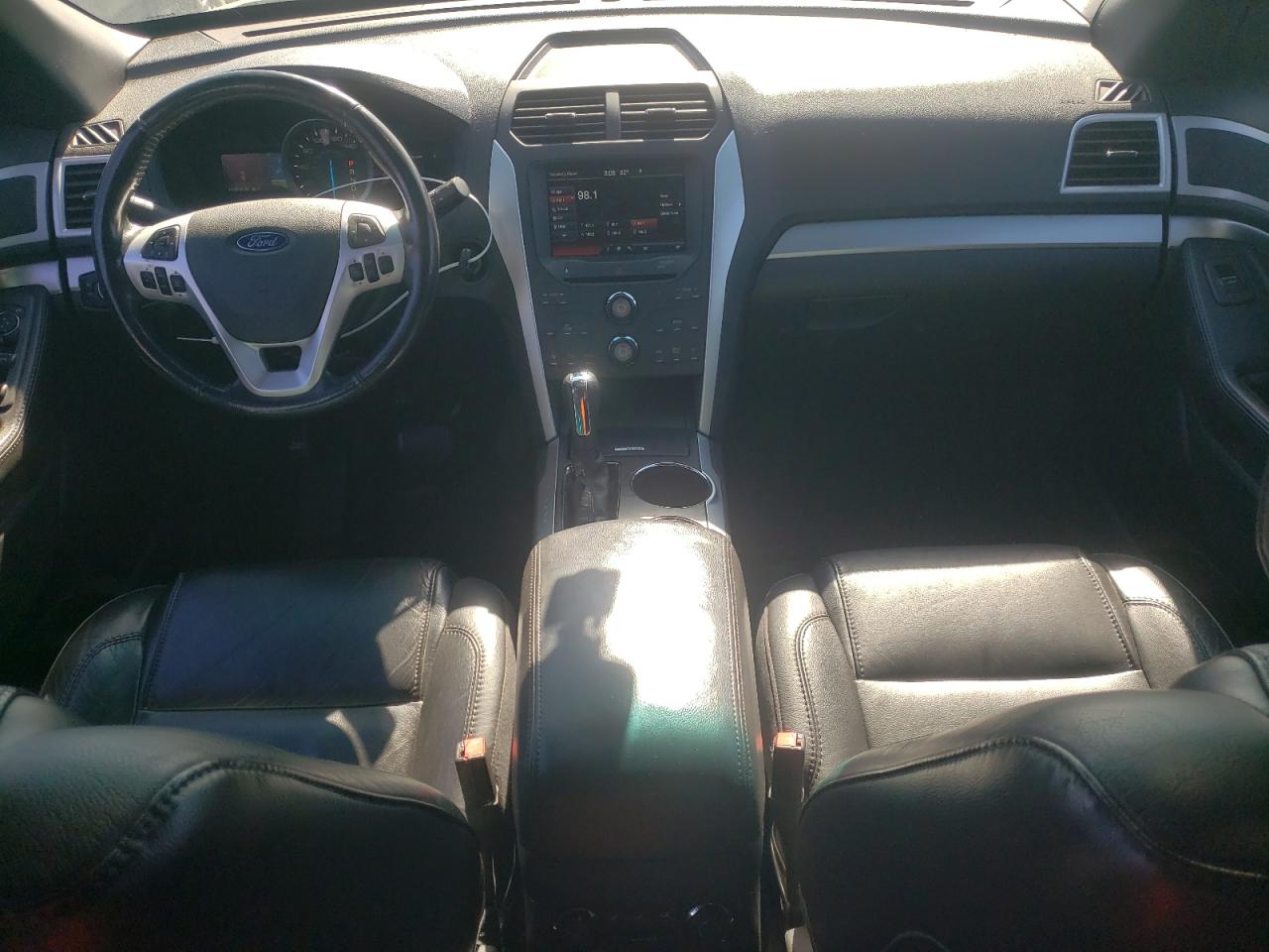 2012 Ford Explorer VIN 1FMHK7D97CGA00812 Copart auction photo, minor dent/scratches damage thumbnail 9