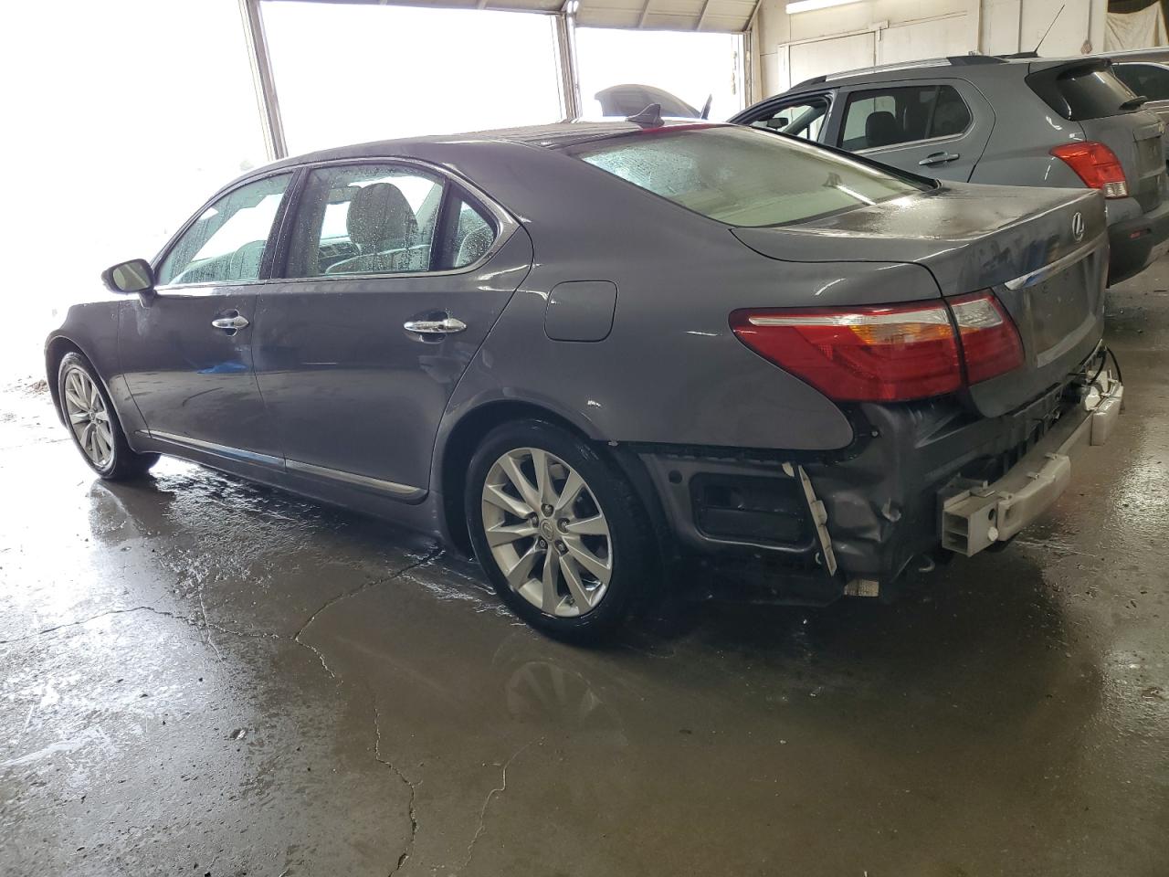 2012 Lexus LS VIN JTHDL5EF4C5004349 Copart auction photo, rear end damage thumbnail 2