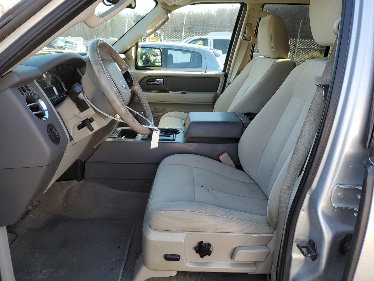 2014 Ford Expedition VIN 1FMJU1G58EEF52772 Copart auction photo, front end / minor dent/scratches damage thumbnail 7