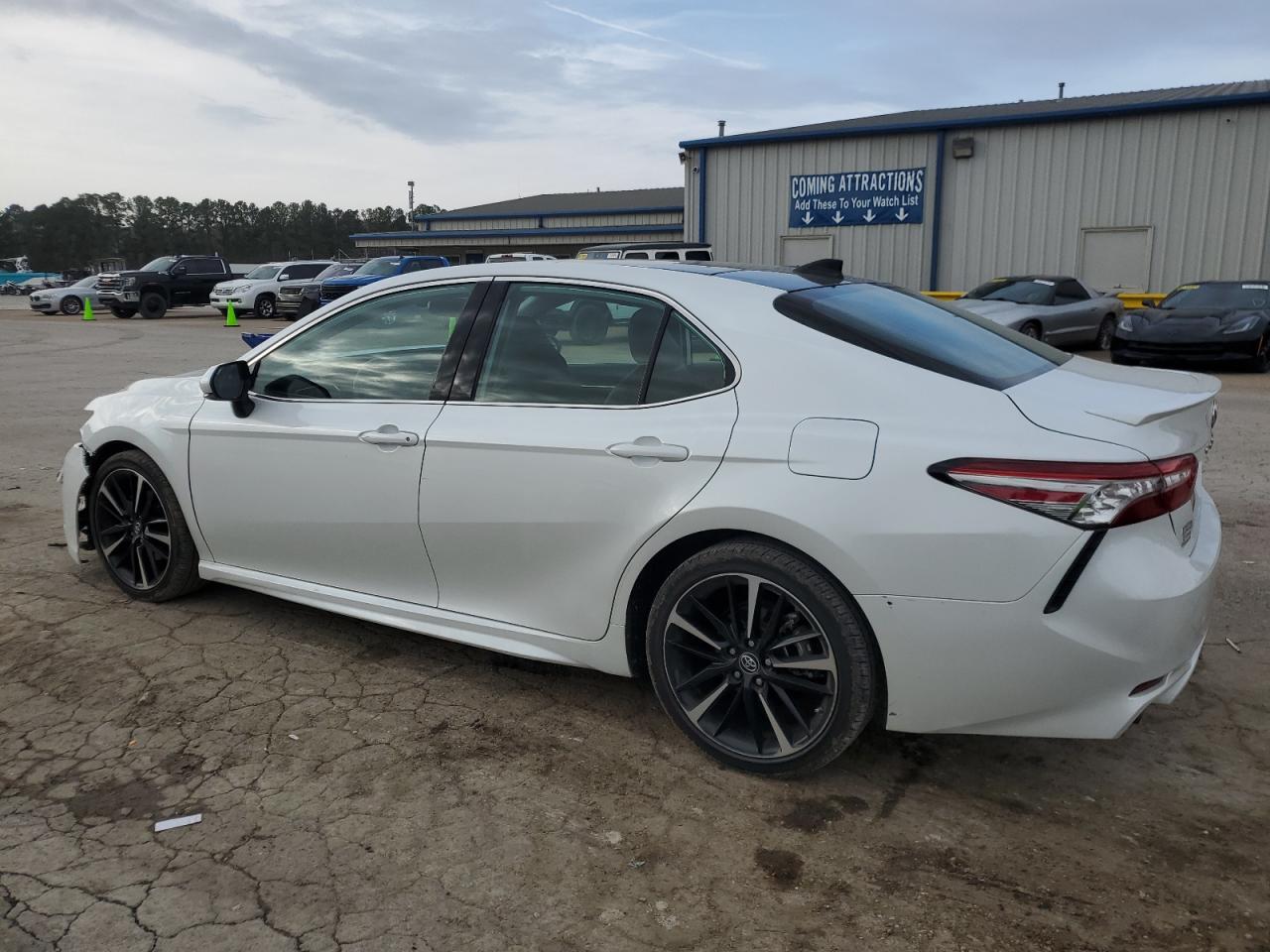 2019 Toyota Camry VIN 4T1B61HK0KU762190 Copart auction photo, front end damage thumbnail 2
