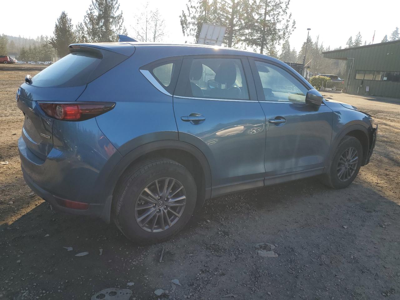2021 Mazda CX-5 VIN JM3KFBBM0M0403122 Copart auction photo, front end damage thumbnail 3