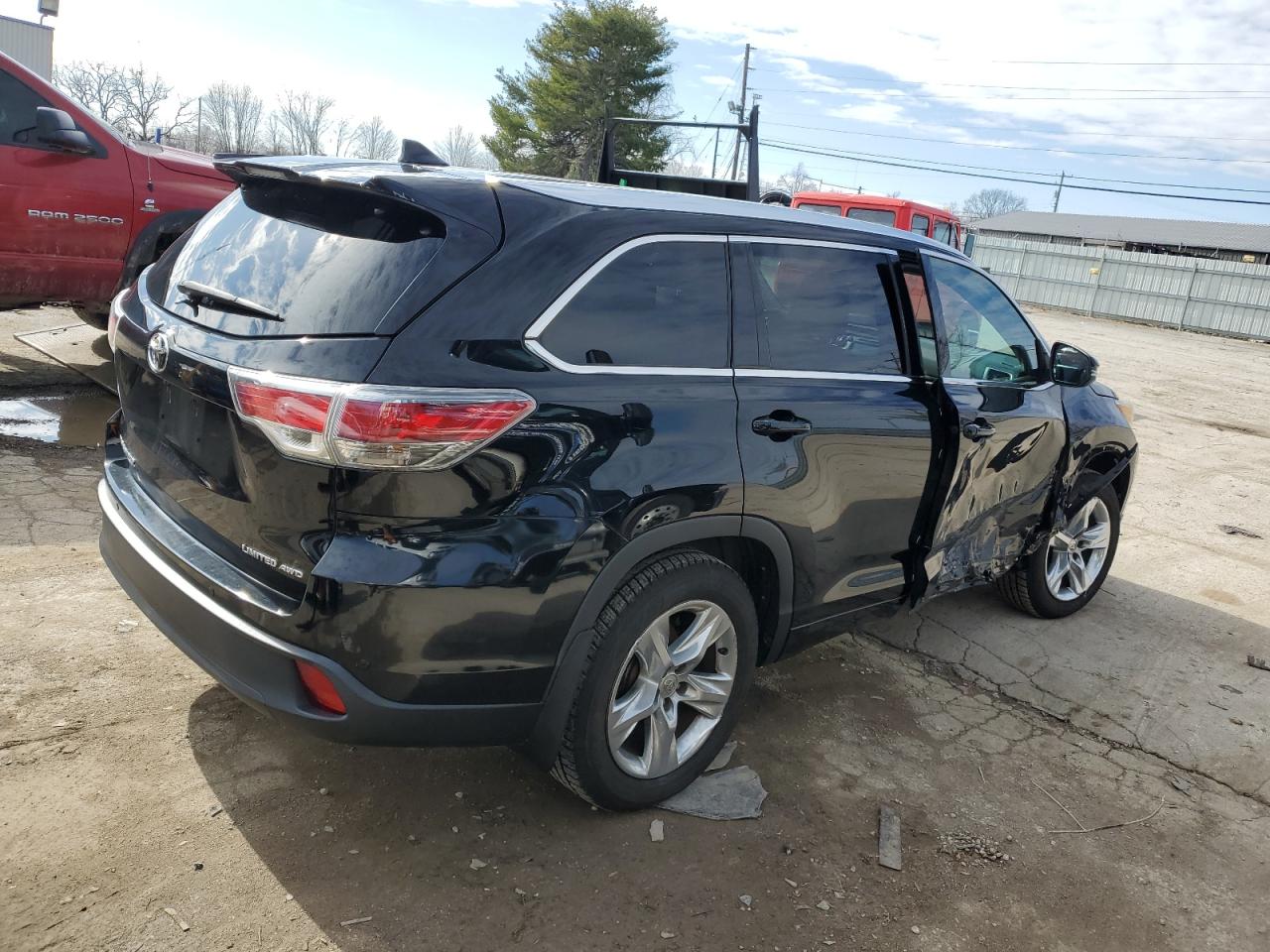 2015 Toyota Highlander VIN 5TDDKRFH5FS209396 Copart auction photo, side damage thumbnail 3
