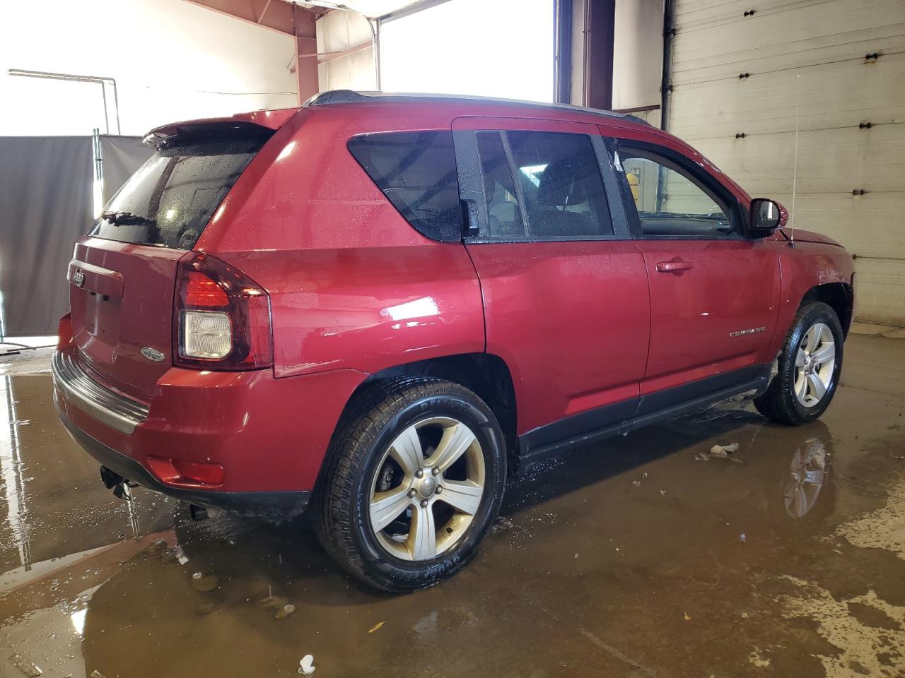 2015 Jeep Compass VIN 1C4NJDEB1FD304198 Copart auction photo, vandalism / front end damage thumbnail 3
