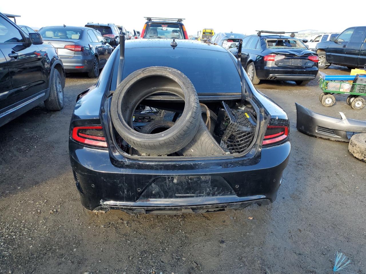 2017 Dodge Charger VIN 2C3CDXGJ4HH590014 Copart auction photo, stripped / vandalism damage thumbnail 6