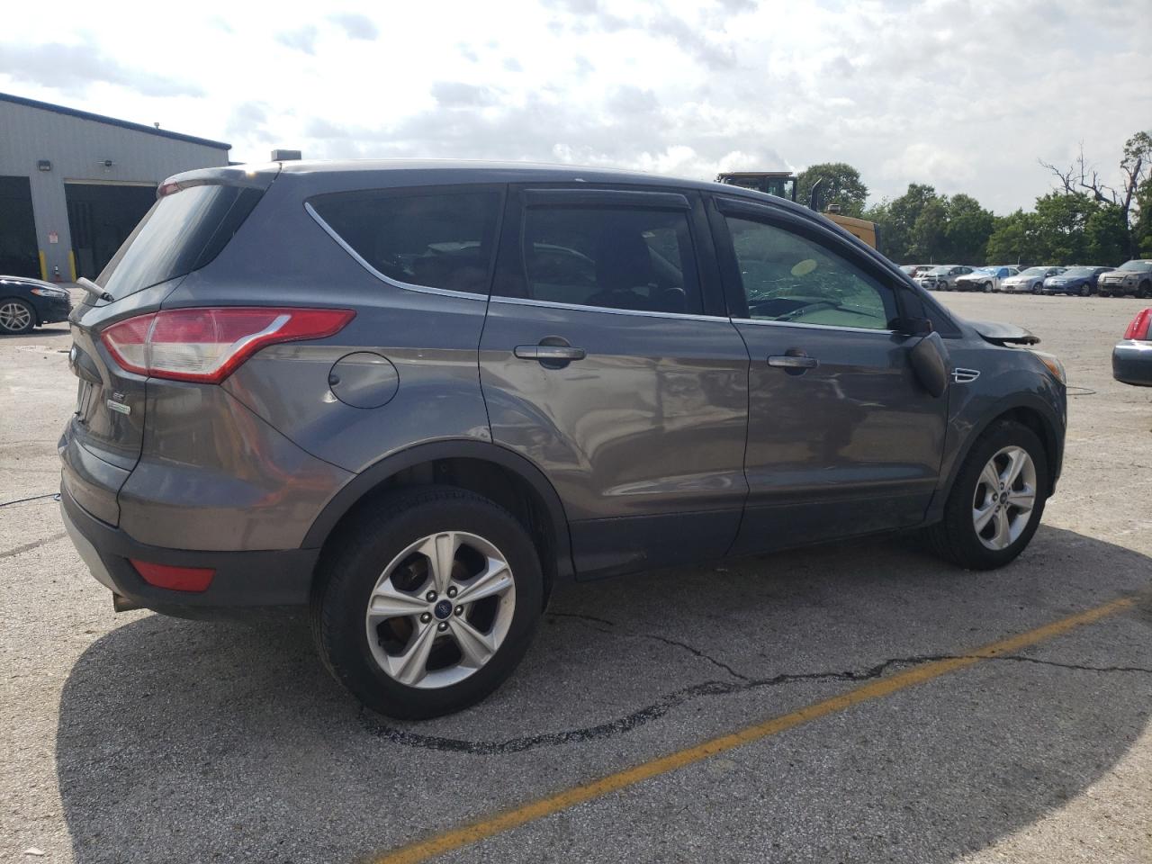 2013 Ford Escape VIN 1FMCU0GX1DUC12582 Copart auction photo, front end / side damage thumbnail 3