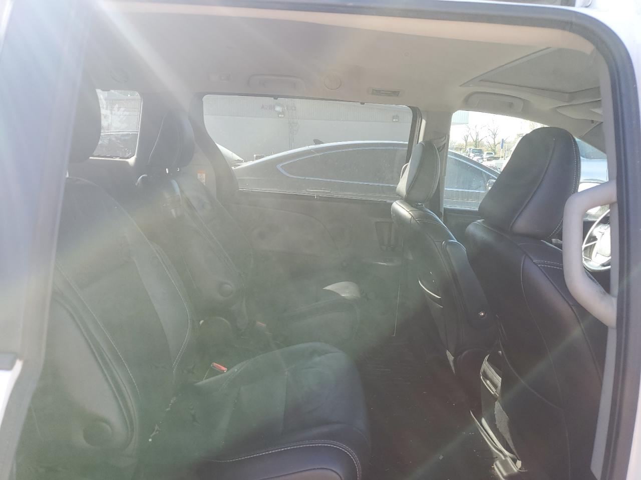 2015 Toyota Sienna VIN 5TDXK3DCXFS590714 Copart auction photo, water/flood / front end damage thumbnail 11