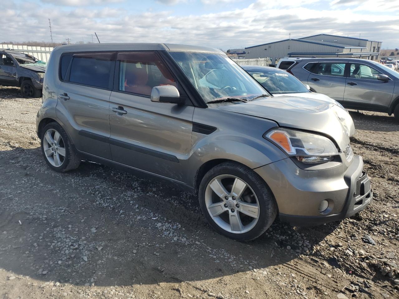 2011 KIA Soul VIN KNDJT2A26B7341372 Copart auction photo, front end damage thumbnail 4