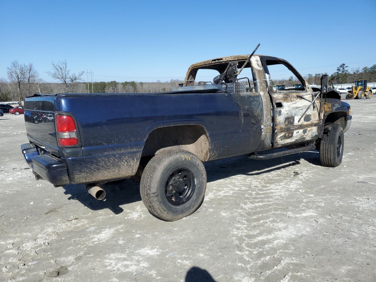 1994 Dodge RAM VIN 1B7KF26C9RS523846 Copart auction photo, burn damage thumbnail 3