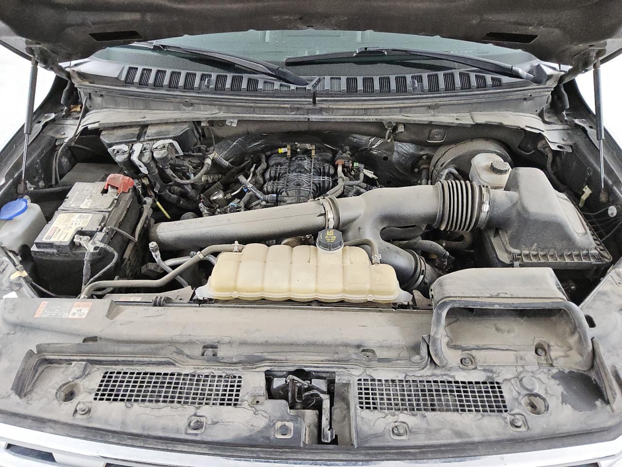 2021 Ford Expedition VIN 1FMJK2AT8MEA19287 Copart auction photo, rear end damage thumbnail 12