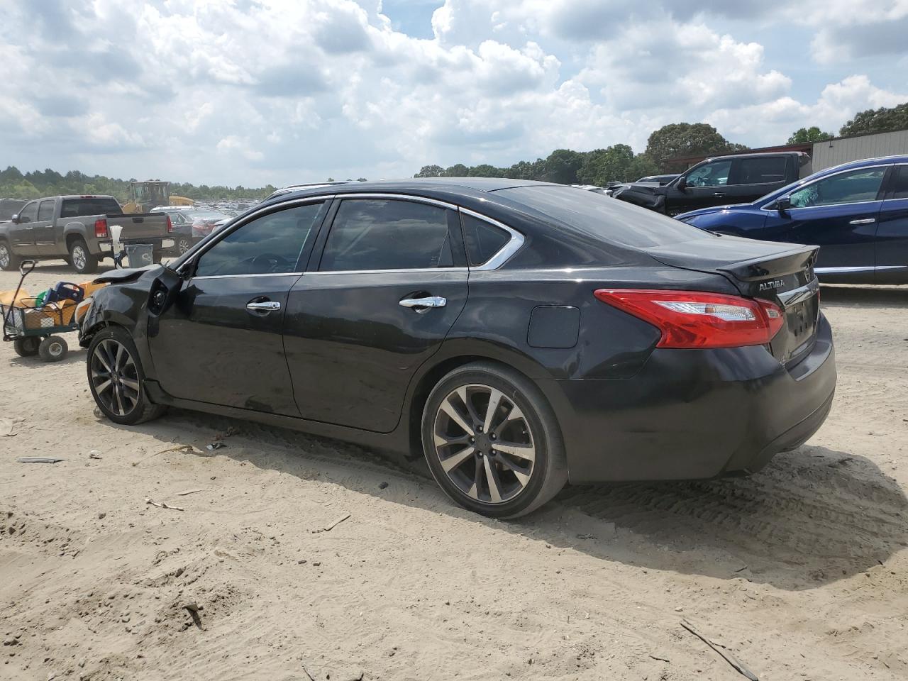 2016 Nissan Altima VIN 1N4AL3AP8GN377915 Copart auction photo, front end / minor dent/scratches damage thumbnail 2