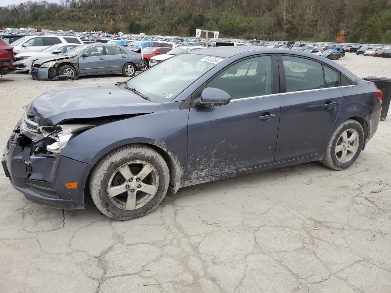 2014 Chevrolet Cruze VIN 1G1PC5SB3E7328683 Copart auction photo, front end damage thumbnail 2