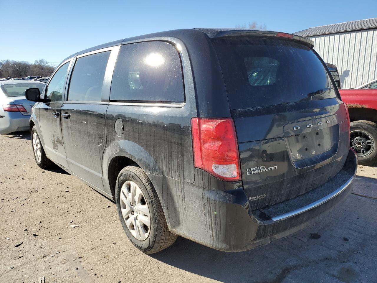 2018 Dodge Caravan VIN 2C4RDGBG4JR231408 Copart auction photo, side damage thumbnail 2