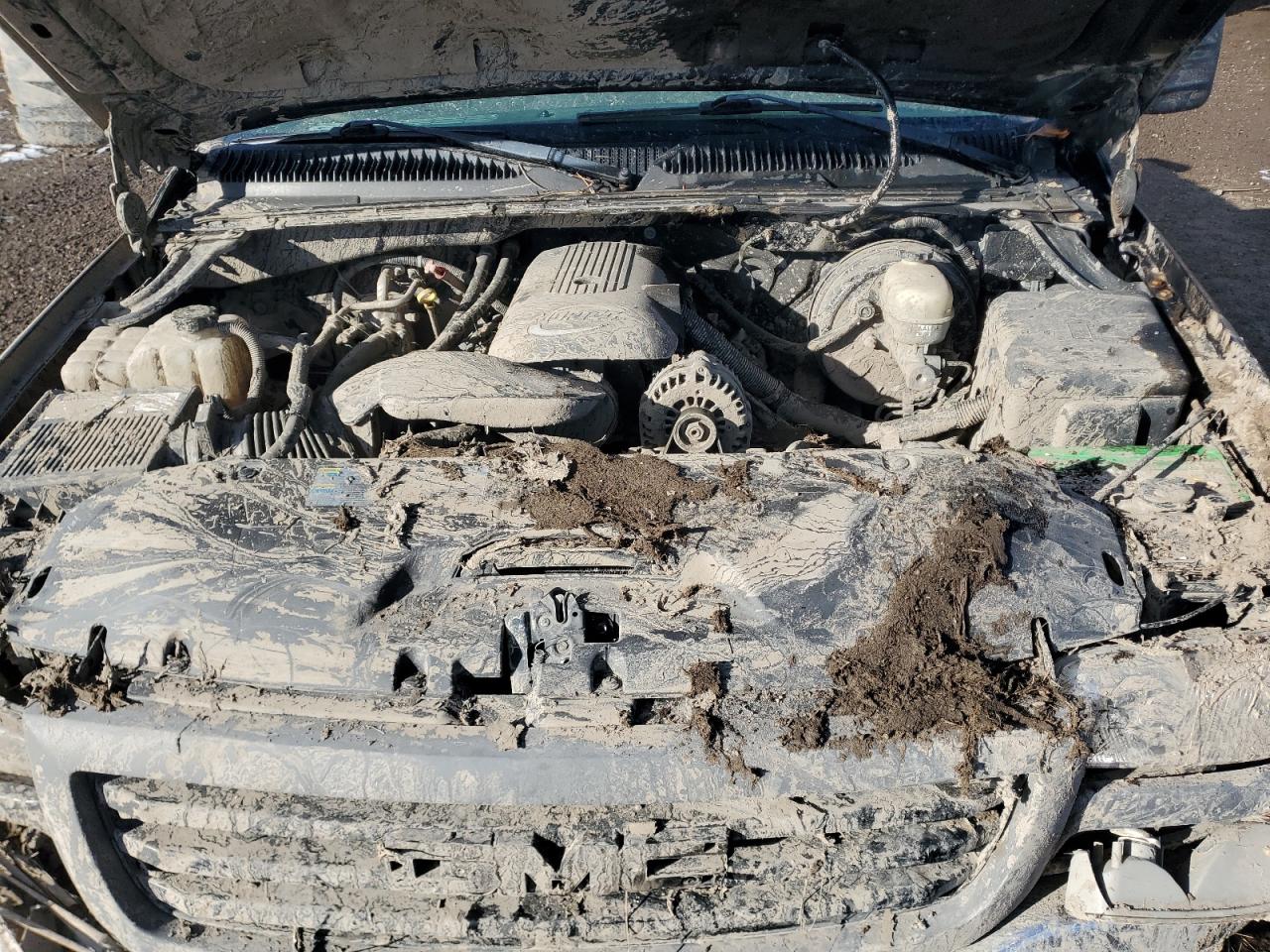 2006 GMC Sierra VIN 3GTEC14Z66G271984 Copart auction photo, all over damage thumbnail 12