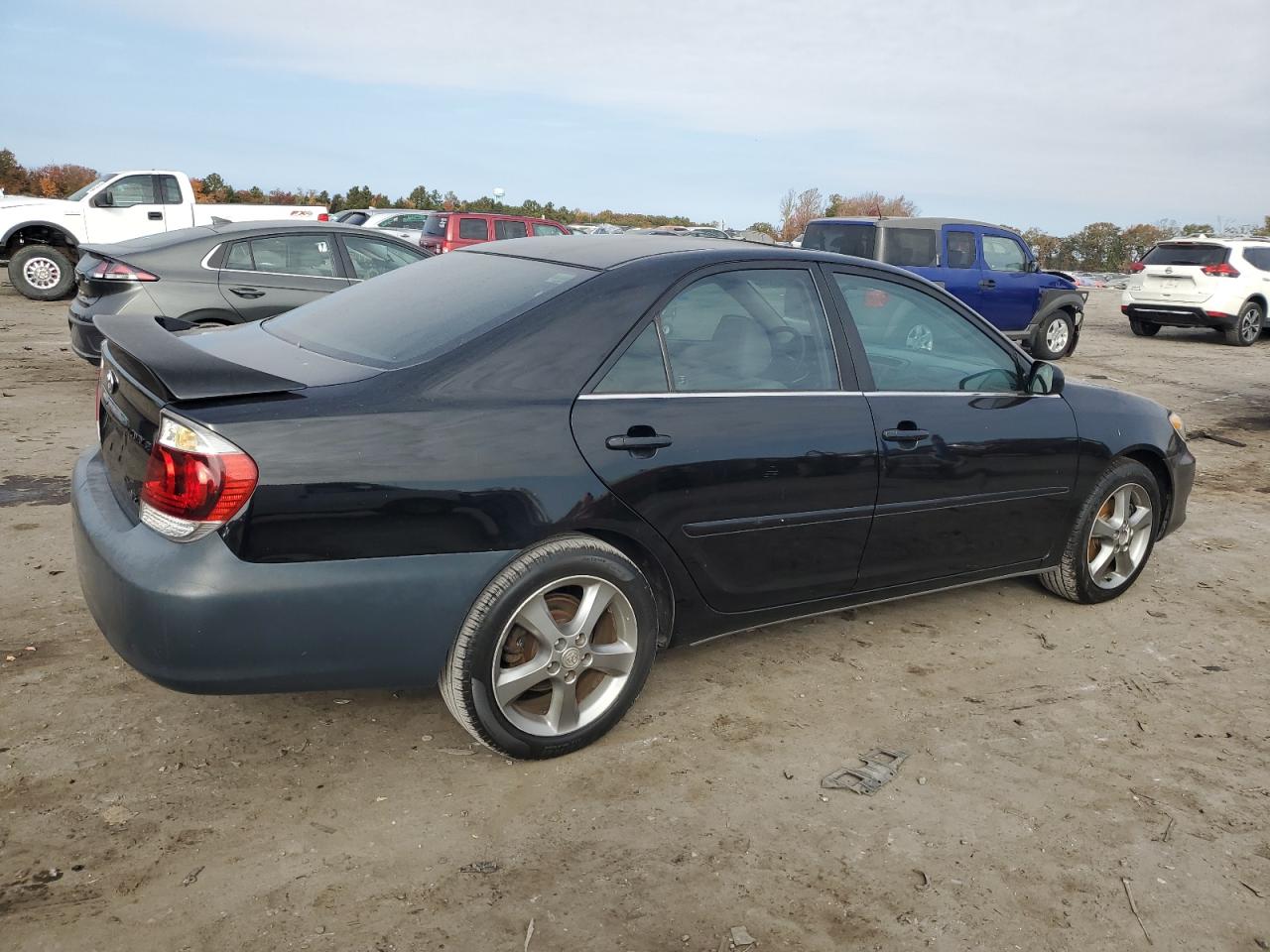 2005 Toyota Camry VIN 4T1BA32K55U509177 Copart auction photo, mechanical / minor dent/scratches damage thumbnail 3